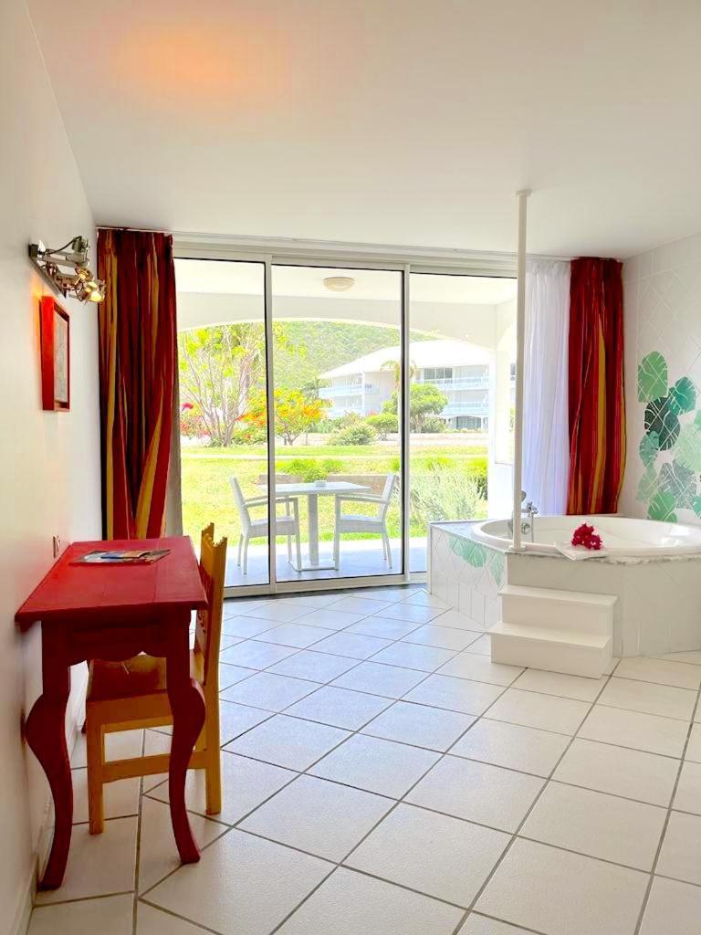 Le Domaine Anse Marcel Beach Resort المظهر الخارجي الصورة